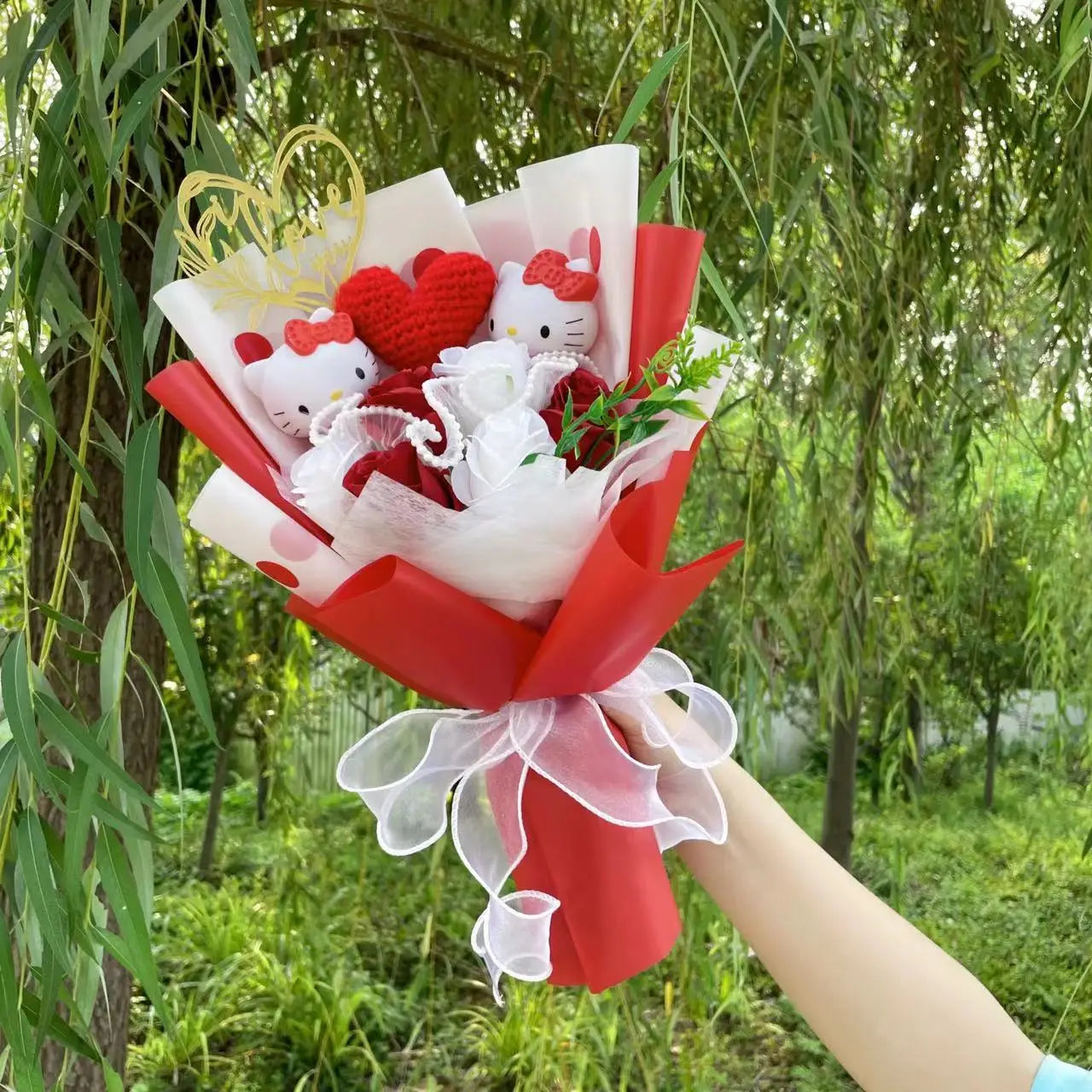 Love Hello Kitty Plush Bouquet